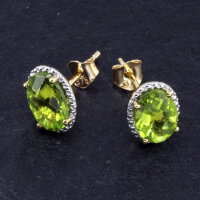 Ohrstecker aus Gold 375 (9 kt) mit echten Peridot